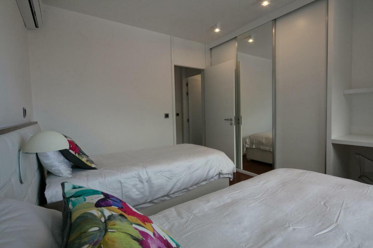 Spacious Luxury Holiday Apartment With A Great View, Funchal, Free Wifi And Parking Exterior foto