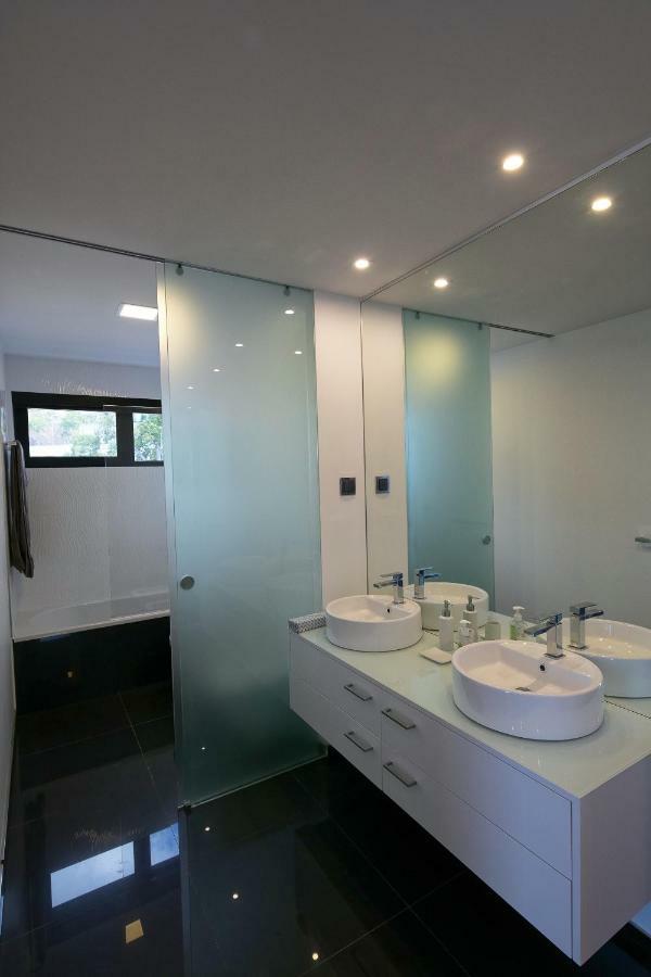 Spacious Luxury Holiday Apartment With A Great View, Funchal, Free Wifi And Parking Exterior foto